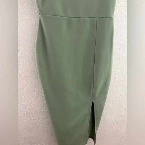 Nasty Gal sleeveless bridesmaid dress sage green size 6 - Picture 3 of 7